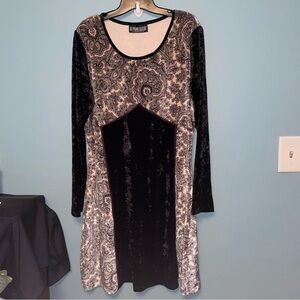 The Pyramid Collection Paisley and Crushed Velvet Midi Dress